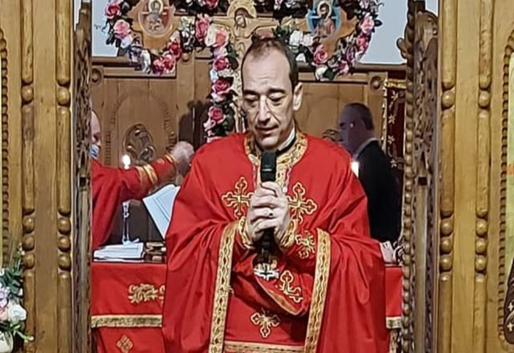 VIDEO Preotul erou al mamelor și copiilor, gest tulburător. Le-a oferit o casă după clipe cumplite de teroare