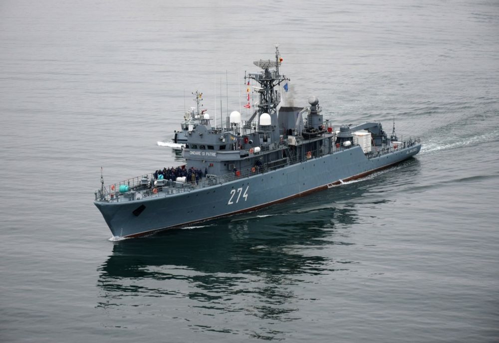 Mină marină, observată în largul Mării Negre, la 70 de kilometri travers de Capu Midia