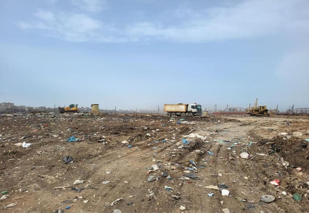 FOTO Amenzi de 155.000 de lei la depozite de deșeuri din Portul Constanța și din Costinești