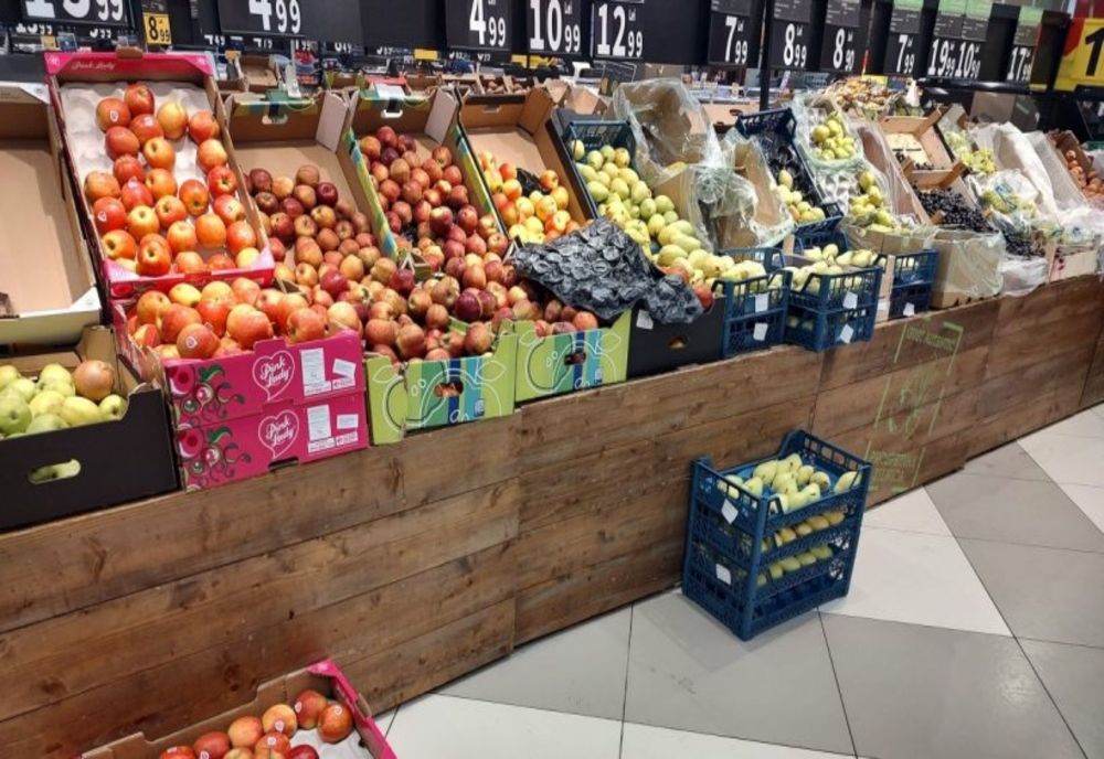 Guvernul ar putea plafona prețurile la alimente - Când ar putea intra în vigoare măsura