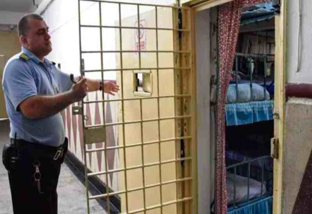 Încarcerați la Poarta Albă pentru infracțiuni rutiere