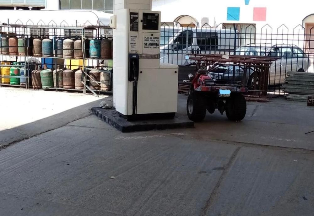FOTO Staţie de carburanţi din Constanța, amendată cu 60.000 de lei de Garda de Mediu 