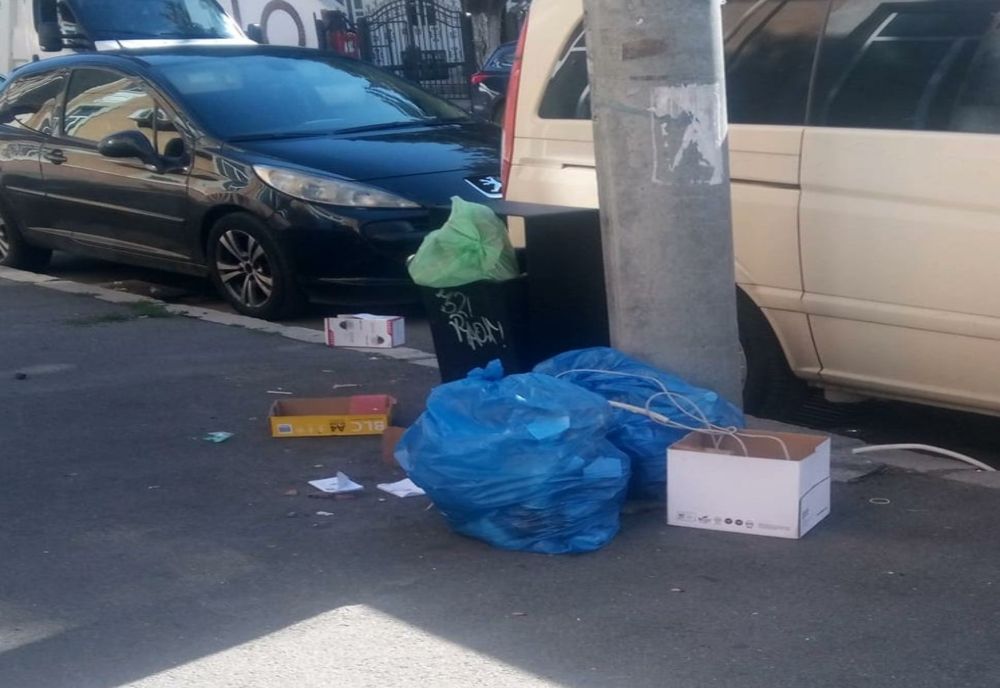 Lași gunoi pe străzi, plătești! Amenzi usturătoare date de polițiștii locali