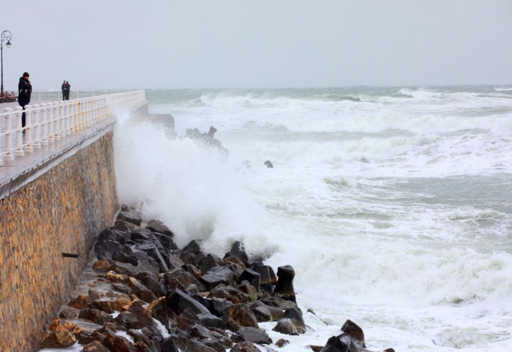 Cod galben de vânt puternic la Constanța