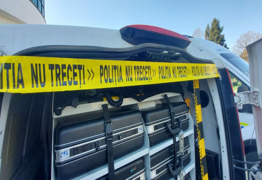 Târgu Jiu: Femeie găsită moartă într-o stație de autobuz 