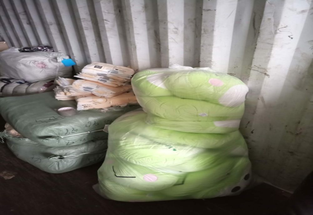 Bunuri contrafăcute în valoare de 425.000 lei, descoperite de poliţiştii de frontieră 