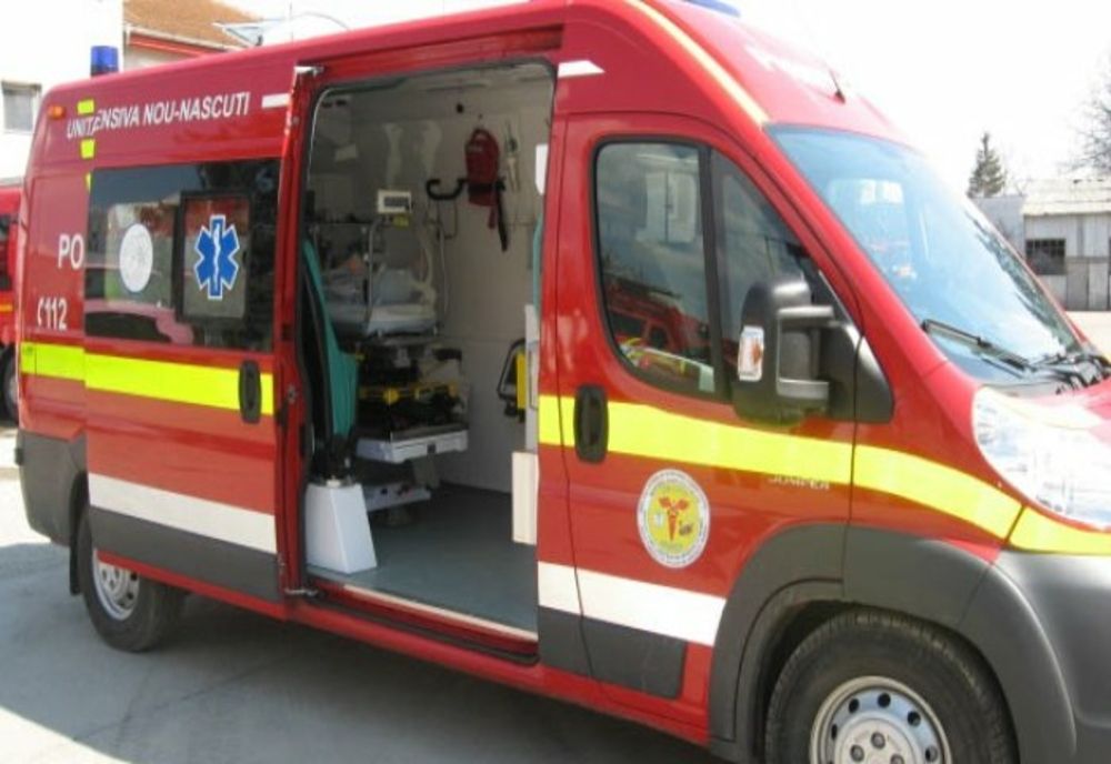 Impact violent între o mașină și o motocicletă în Portul Tomis