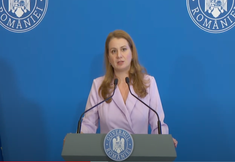 Peste 1.200 de microbuze electrice școlare, finanțate din PNRR, pentru transportul elevilor 