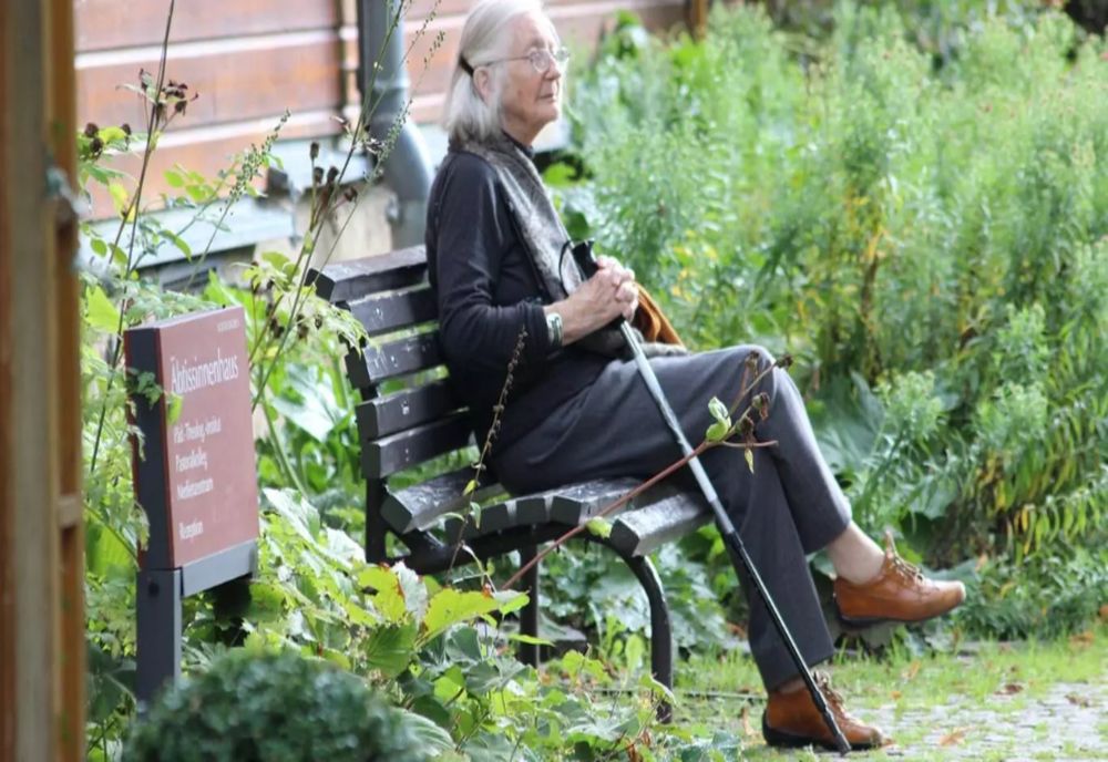 DE MÂINE INTRĂ ÎN VIGOARE INIȚIATIVA PNL DE ELIMINARE A IMPOZITULUI PENTRU PENSIILE SUB 3.000 LEI