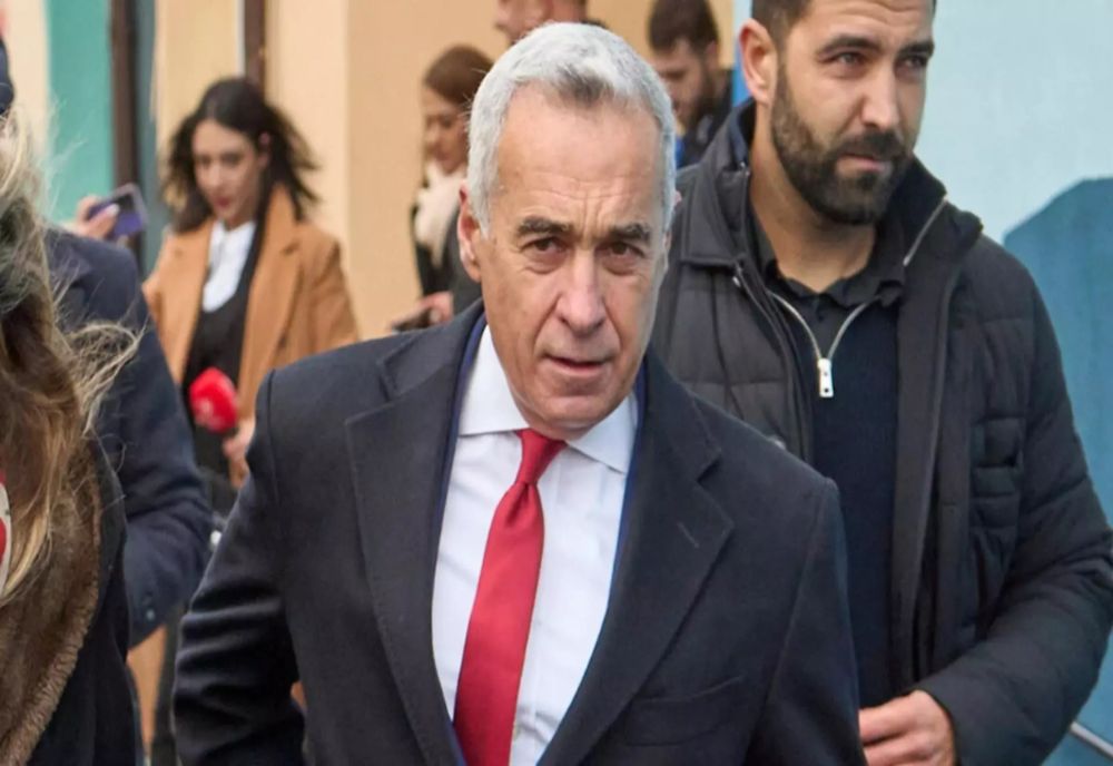 NICUȘOR DAN: CĂLIN GEORGESCU NU A FOST UN CĂLĂREȚ SINGURATIC, ÎN JURUL LUI AU FOST ROMÂNI CU MULȚI BANI