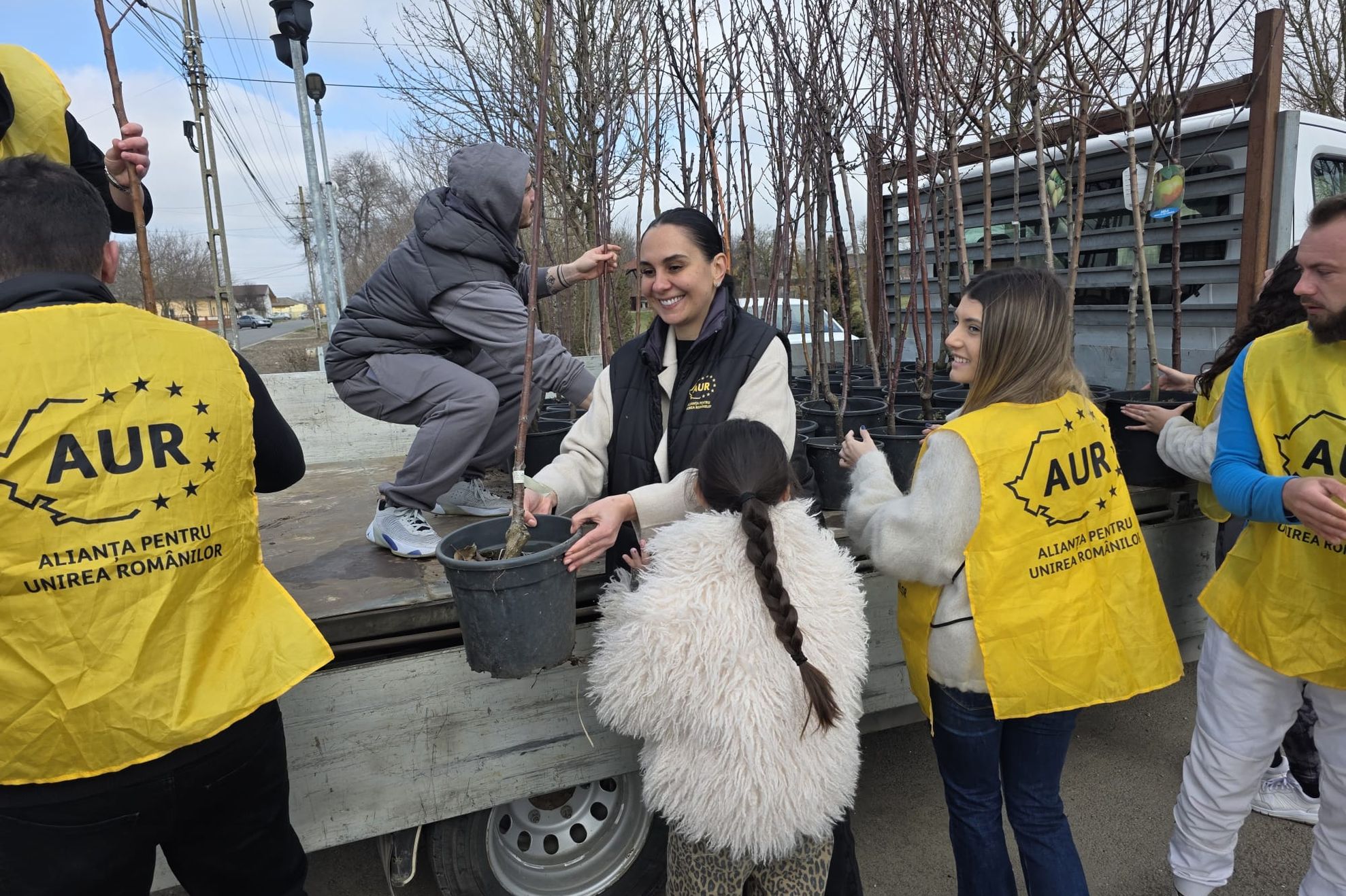 Campanie de plantare de copaci în județul Constanța.