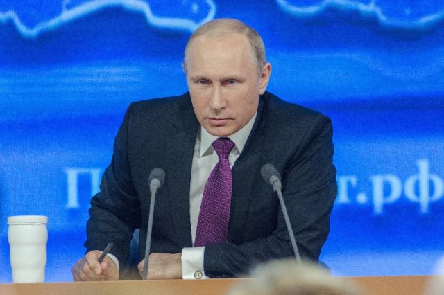 Rusia nu profită de scumpirea petrolului: un institut apropiat Kremlinului reduce prognoza de creștere economică