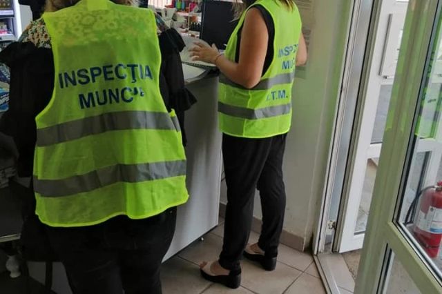 Amenzi de peste 7,3 milioane de lei după controalele Inspecției Muncii: aproape 160 de persoane lucrau fără contract
