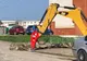 A început reabilitarea trotuarelor din cartierul de case al Mangaliei