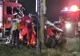 FOTO VIDEO|  O tânără de 20 ani a intrat cu mașina într-un stâlp: un mort și un rănit