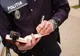 Razie a polițiștilor în mall-uri.Amenzi drastice