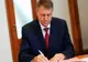 Președintele Iohannis a promulgat legea: Angajații primesc o zi liberă pentru vaccinare