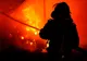 VIDEO Incendiu violent la un depozit de mobilă din Eforie Sud