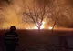 VIDEO Incendiu violent de vegetație uscată și stuf în apropiere de Murighiol