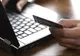 Peste jumătate dintre români folosesc serviciile bancare online, iar 54% cunosc RoPay (sondaj)
