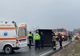 Autoutilitară răsturnată: un  mort și trei răniți